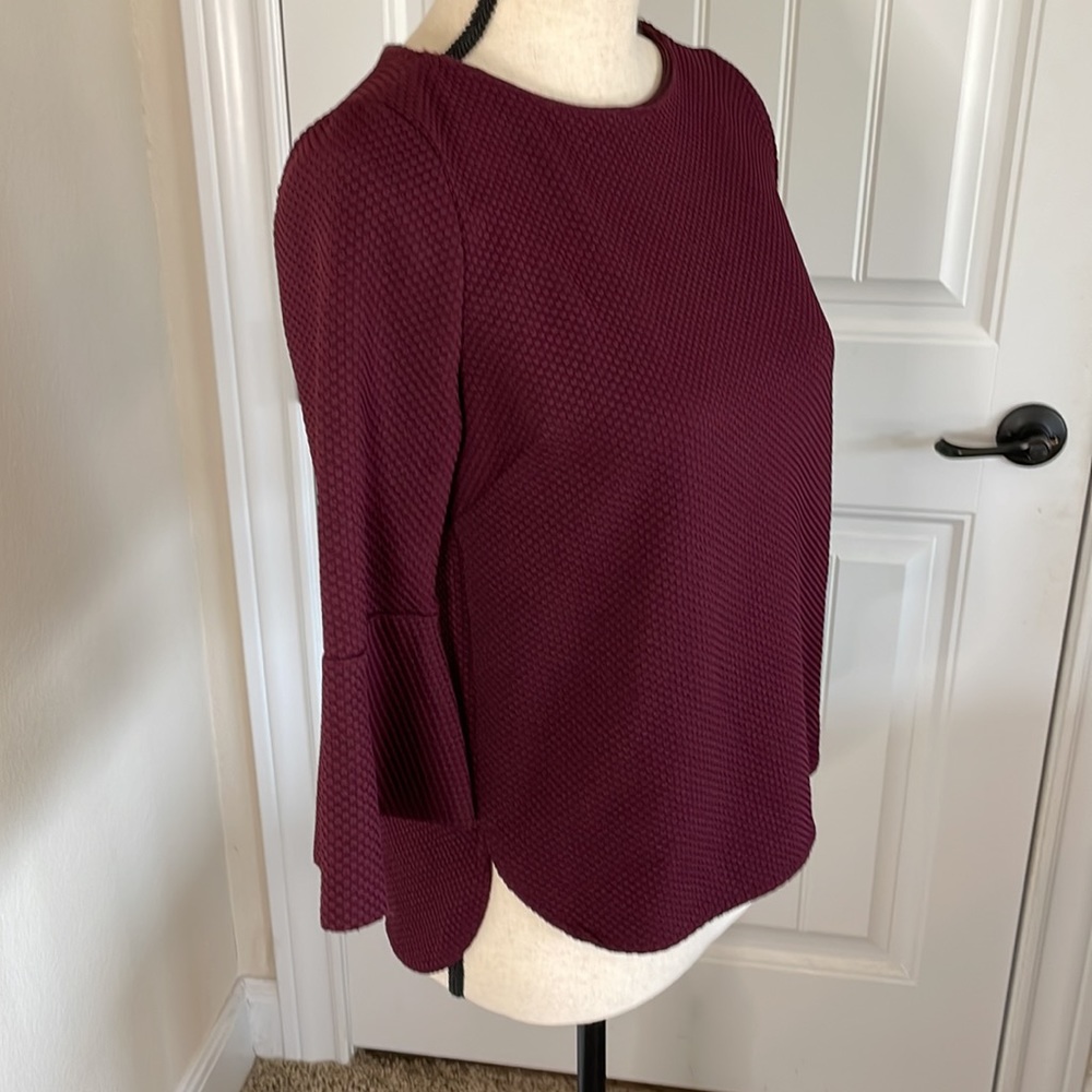 Zara Pullover Burgundy Maroon Sweater Top Bell 3/4 Sleeves Size Medium